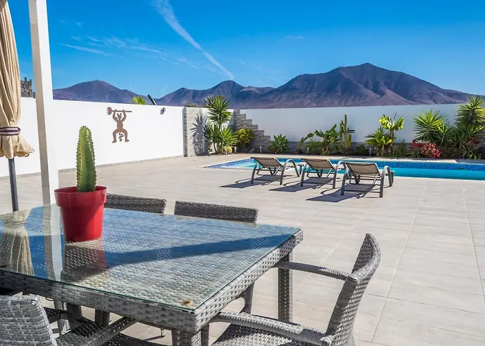 Carol Villa Playa Blanca (Lanzarote)